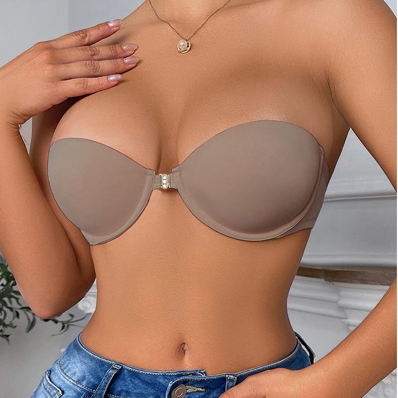 Plunge Front-Closure Strapless Bra