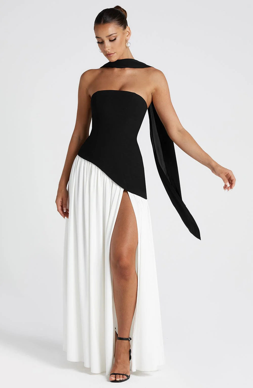 Sienna Crossover Bodycon Maxi Dress