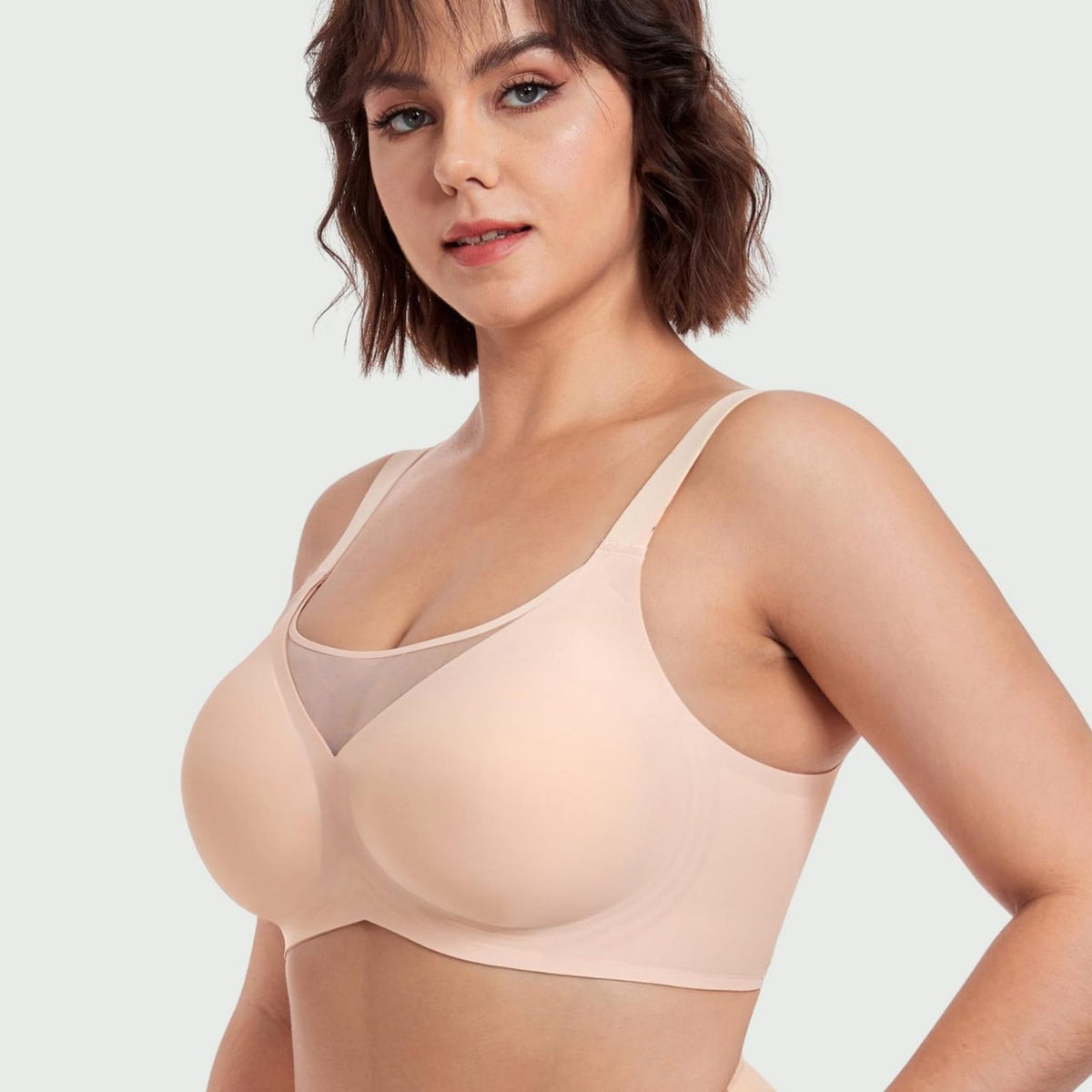 Smooth Line Wireless Minimizer Bra